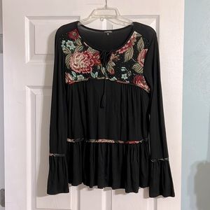 Women’s Stretchy Long Sleeve Top